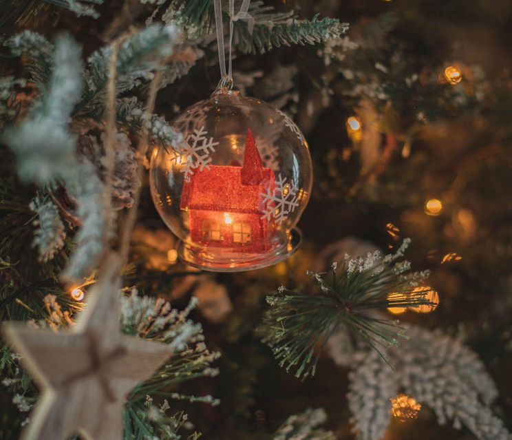 The Ultimate Guide to Choosing and Decorating Your Christmas Tree